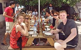 Moka Surfhouse